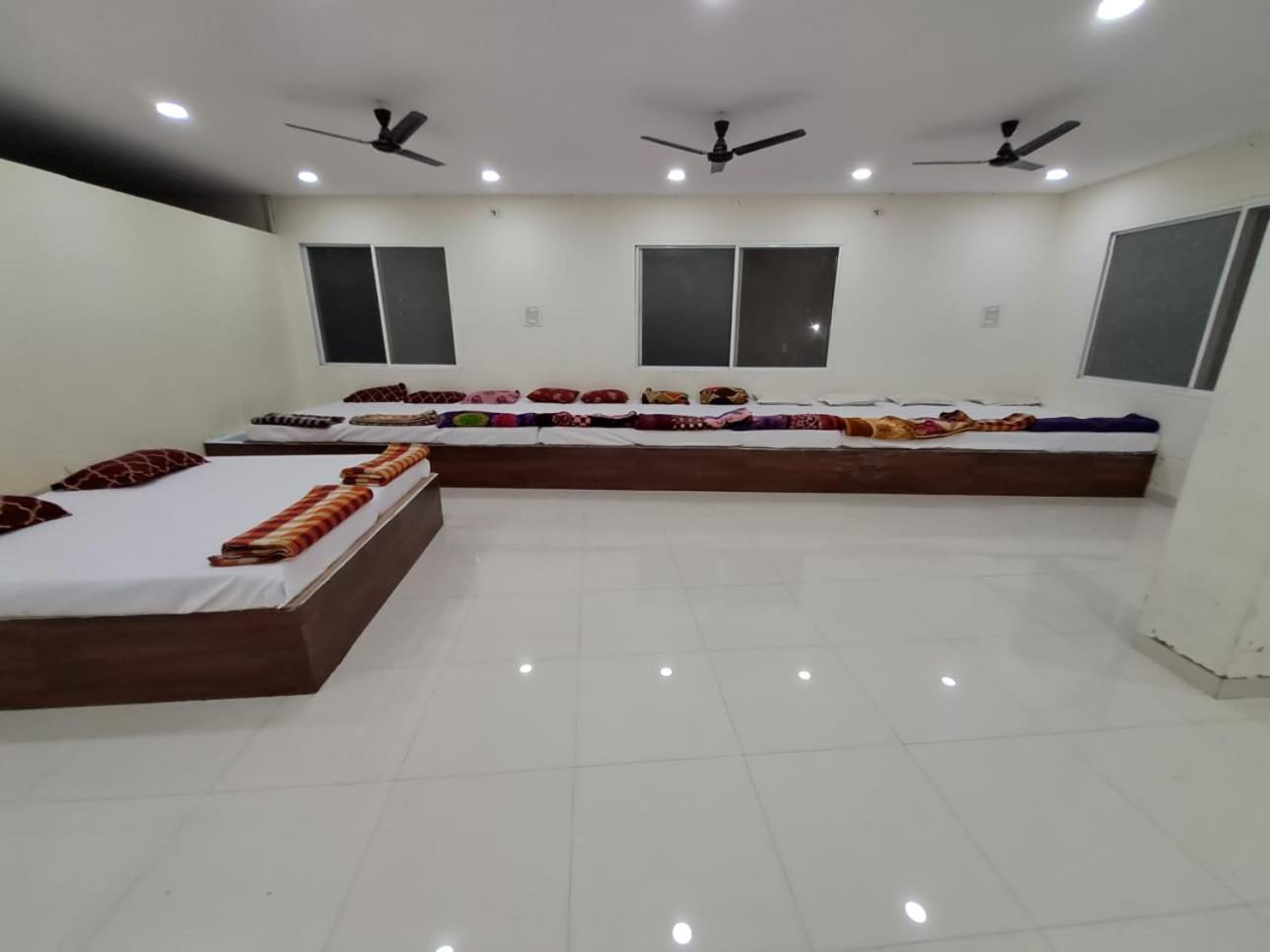 Hotel Shree Sawariya Yatri Grah Ujjain Exterior foto
